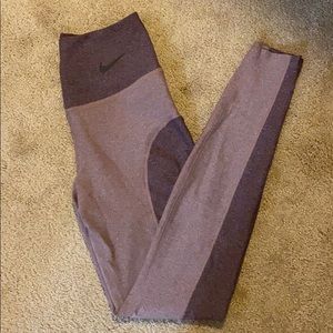 Nike leggings